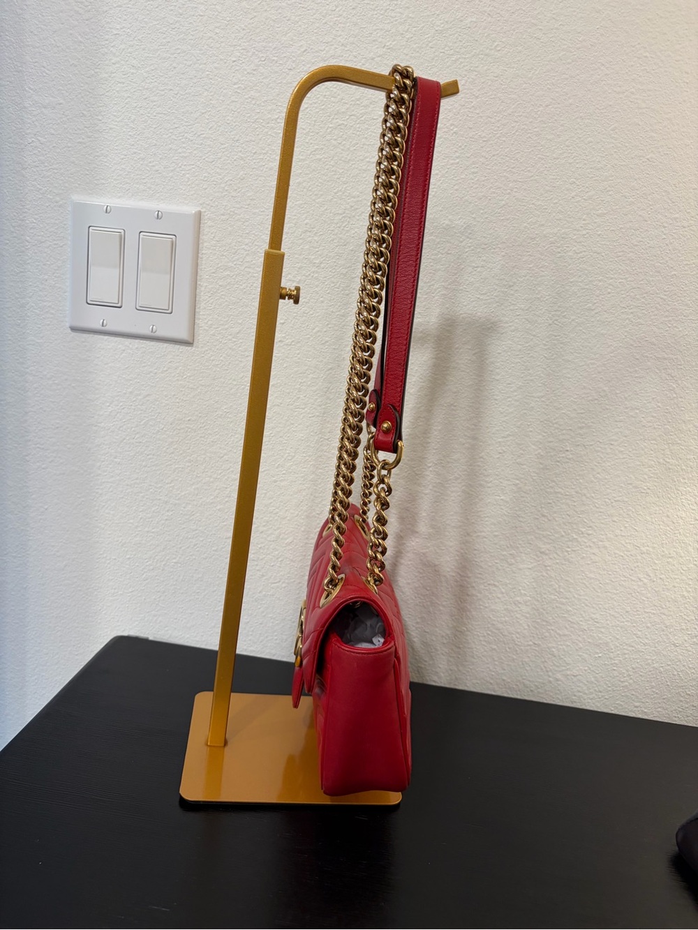 Gucci GG Marmont Small Shoulder Bag in Red - Picture 4 of 16